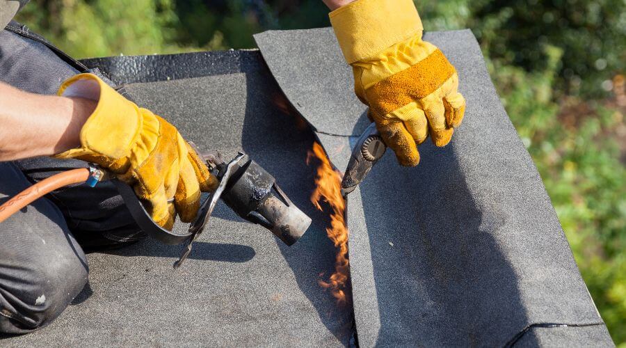 Professional gutter cleaning in Bridge City, TX